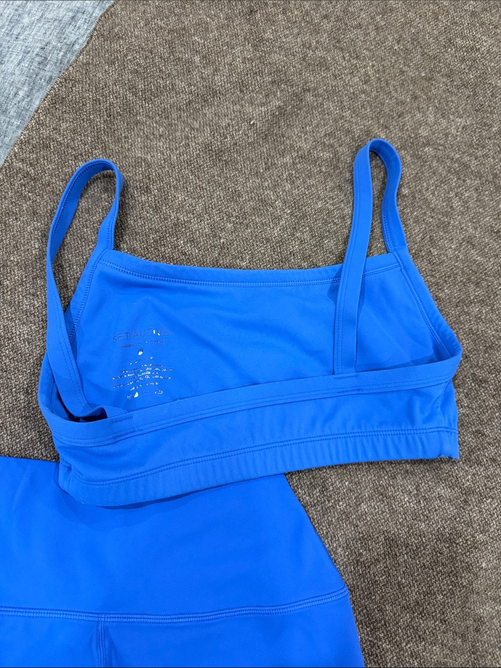SET Active SPORTBODY Bike Shorts and Scoop Sports Bra Jetsetter - Picture 4 of 9